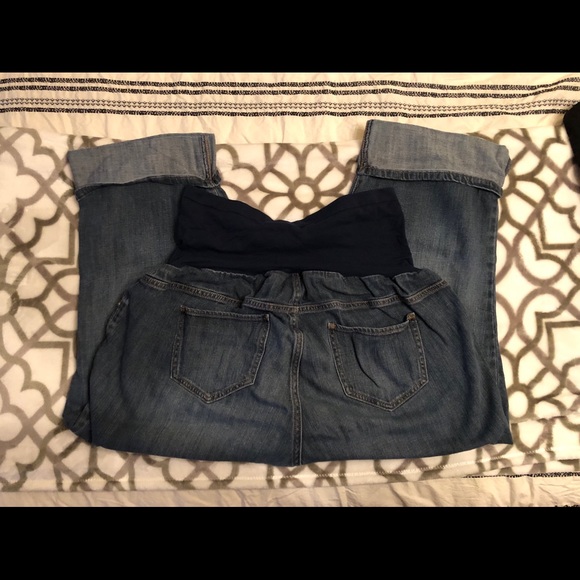 Motherhood Maternity Denim - Capri maternity jeans Motherhood Maternity Denim - Capri maternity jeans